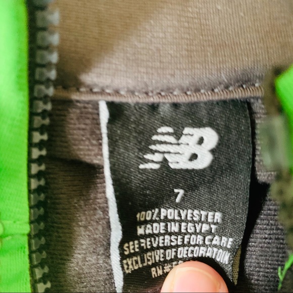 New balance jacket boys size 7 - Picture 2 of 4